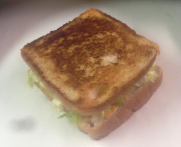 grilled_cheese_with_lettuce_and_tomato_tn.jpg